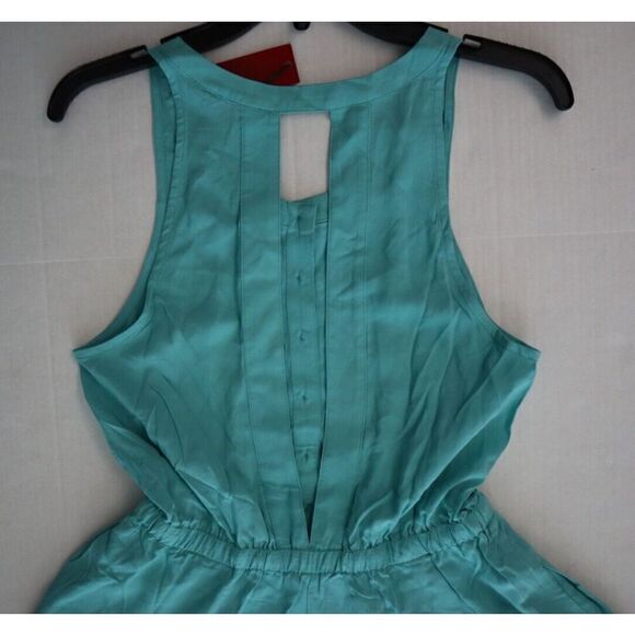 Tigerlily Women's Sz 4 Aqua Blue Sleeveless Relaxed Fit 1/2 Button Romper - Picture 8 of 10